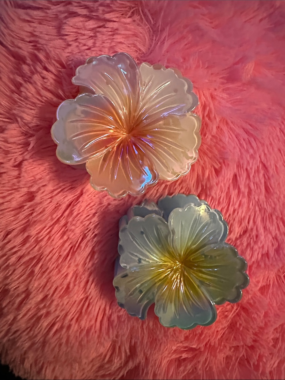 Piper K hibiscus flower hairclaw clips- set of 2